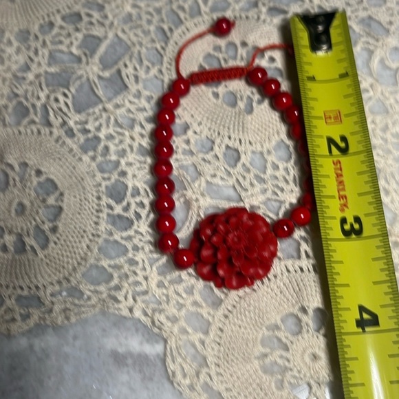 Red Beaded Flower Bracelet - Picture 4 of 5